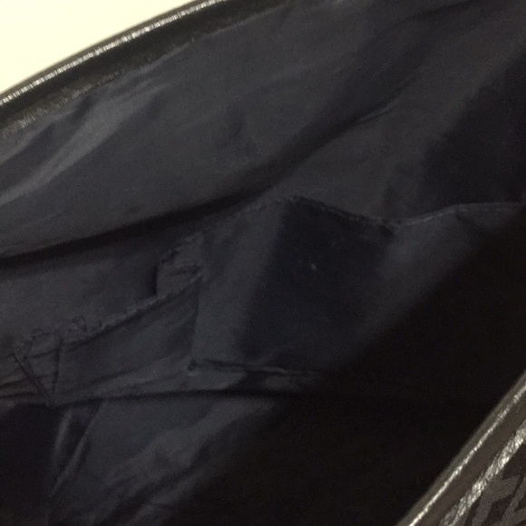 Tommy Hilfiger bag - Picture 7 of 8